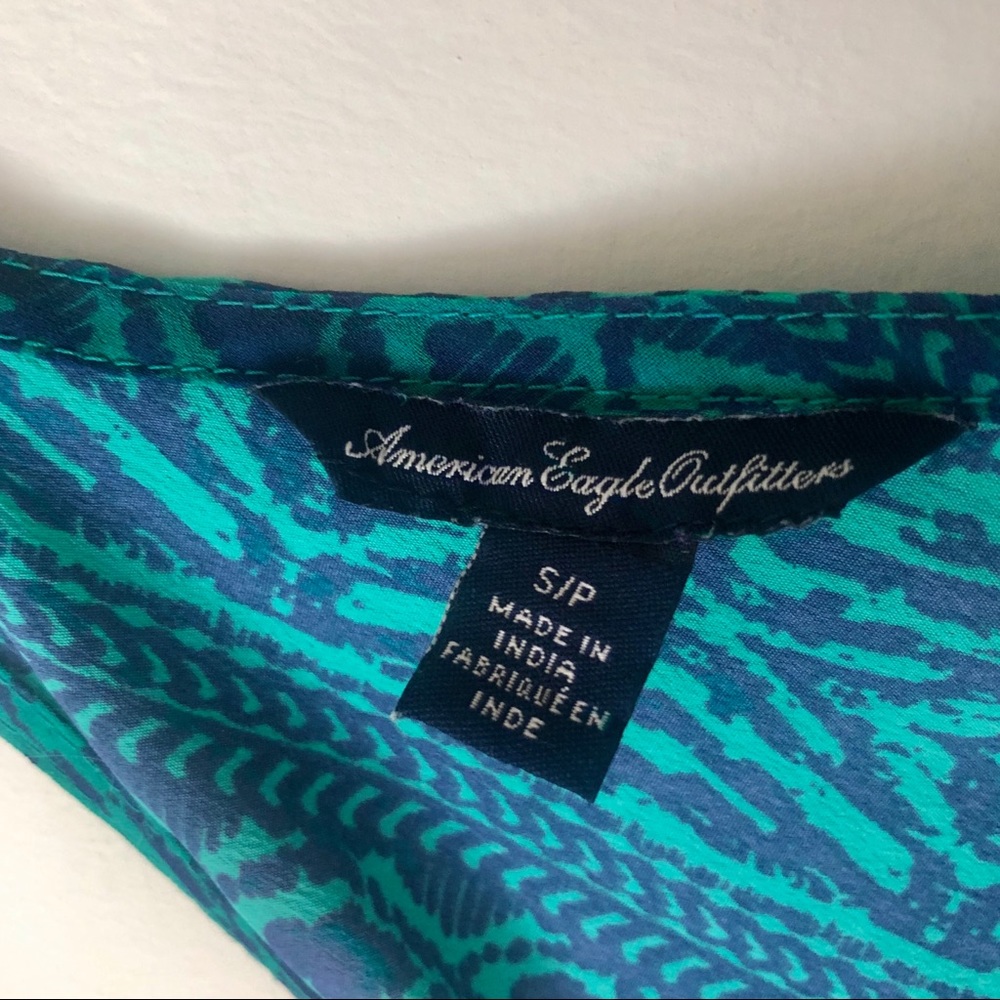 American Eagle V-Neck Tank Top Size S/P - Picture 5 of 7